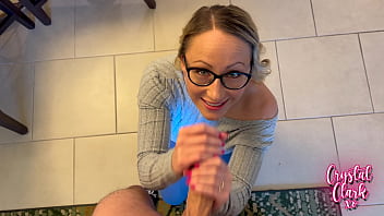 Мамаша друга на моем члене - сексапильная блондинка